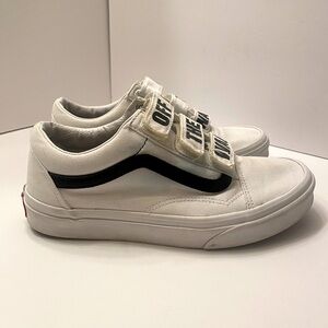 Vans Old Skool V True White Off The Wall Triple Velcro Shoes Women’s 8 Men’s 6.5